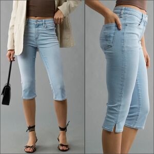 American Eagle High Rise Light Wash Capris Sz 14 Cropped Capri